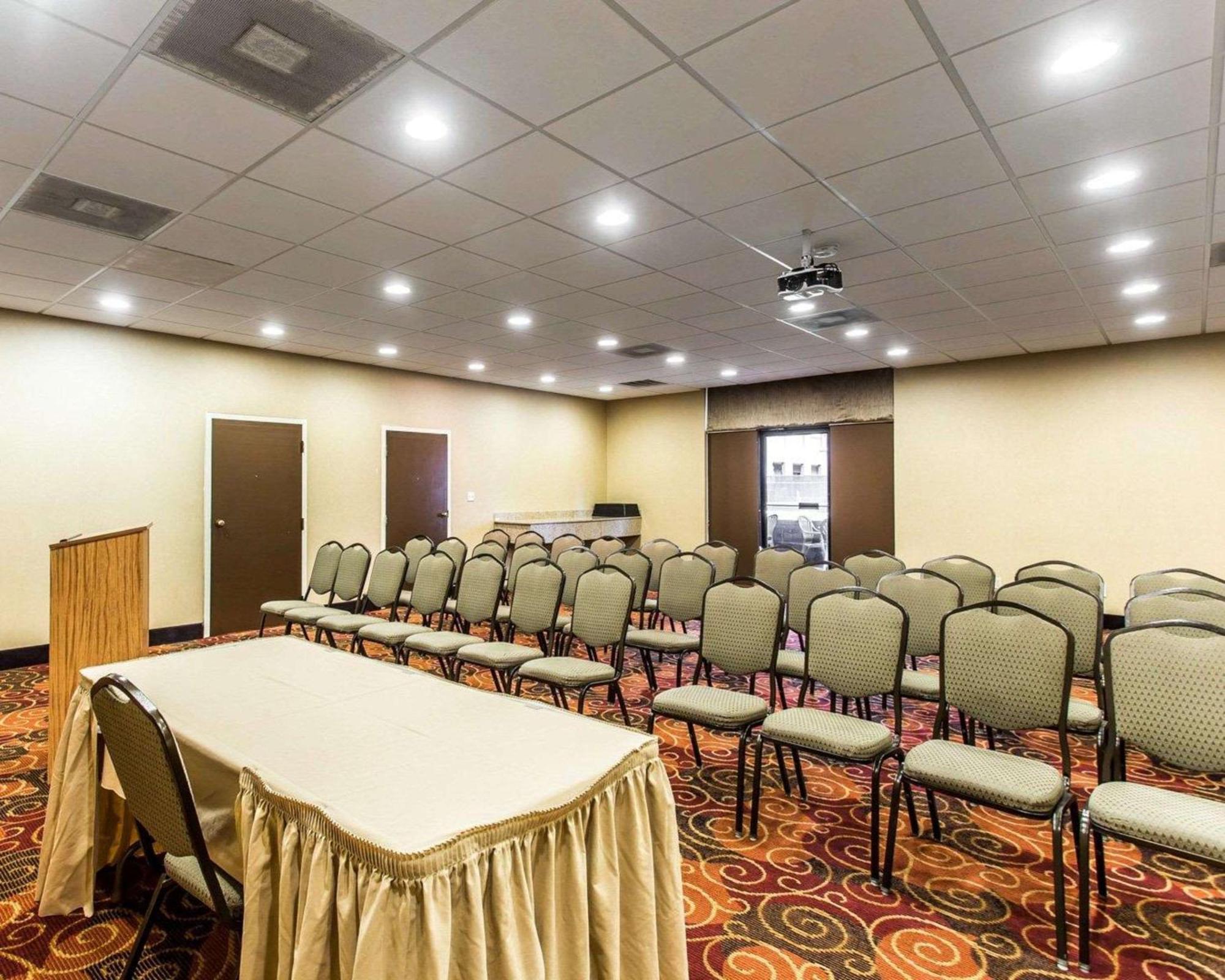 Quality Suites Hickory South Eksteriør billede