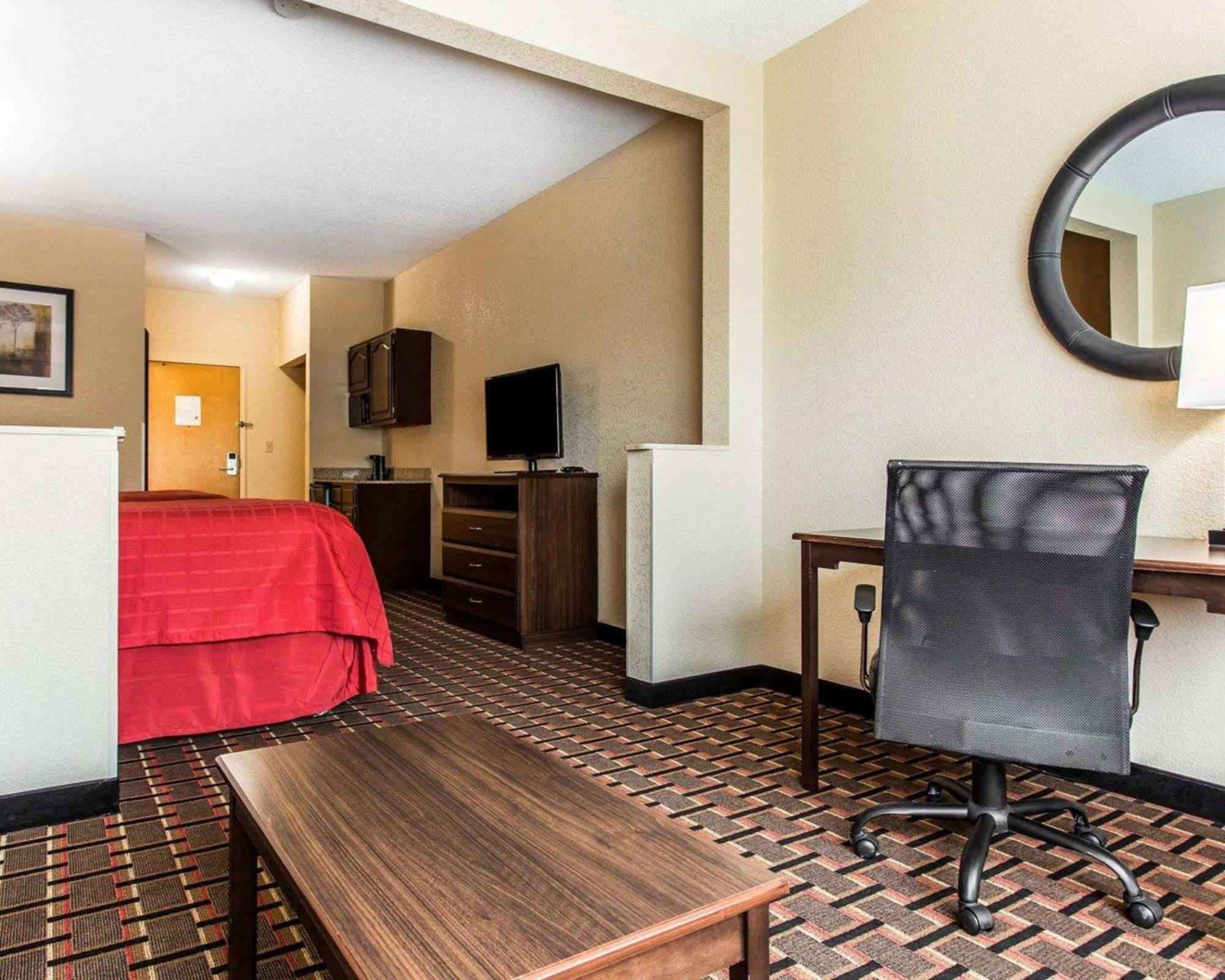 Quality Suites Hickory South Eksteriør billede