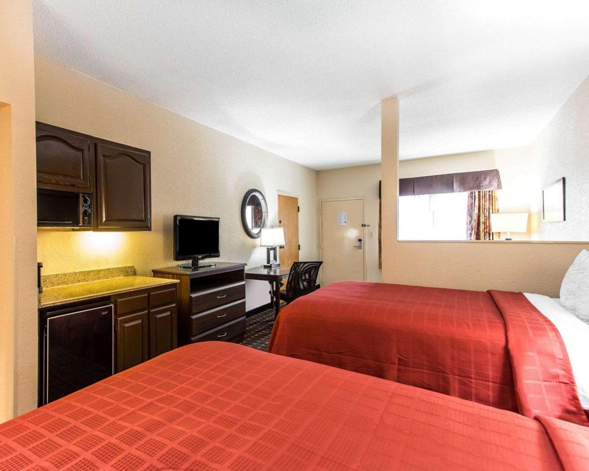 Quality Suites Hickory South Eksteriør billede