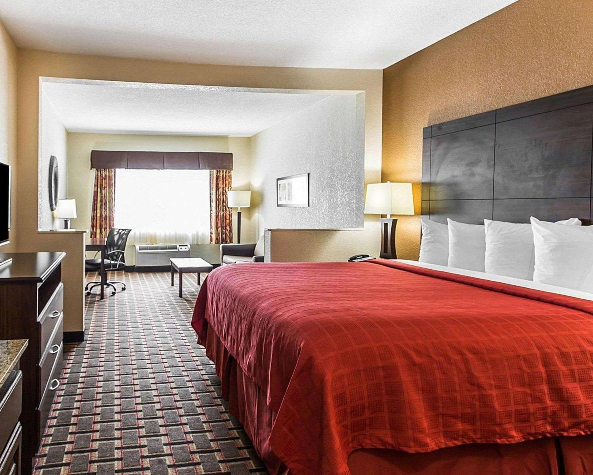 Quality Suites Hickory South Eksteriør billede